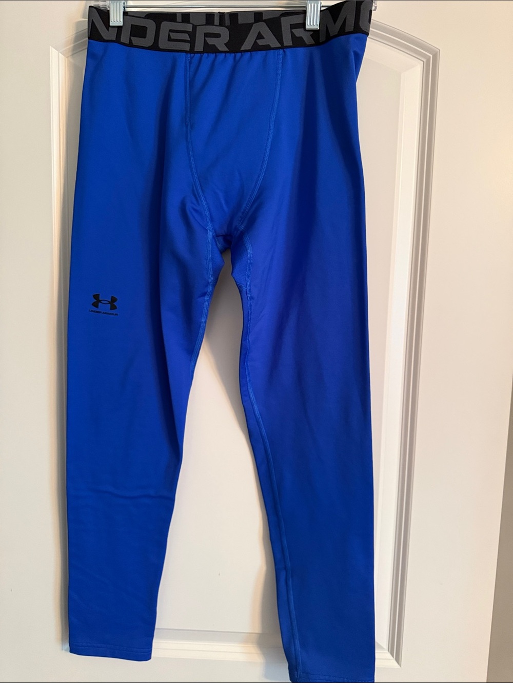 Boy’s Under Armour Royal Blue Cold Gear Leggings/Base Layer